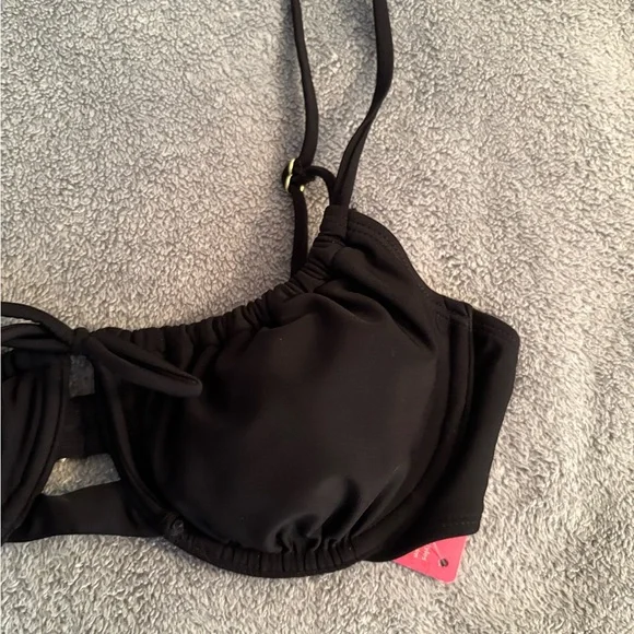 NWT Xhilaration Black Bikini Top Juniors Shirred Underwire Large (8-10) - Picture 5 of 8